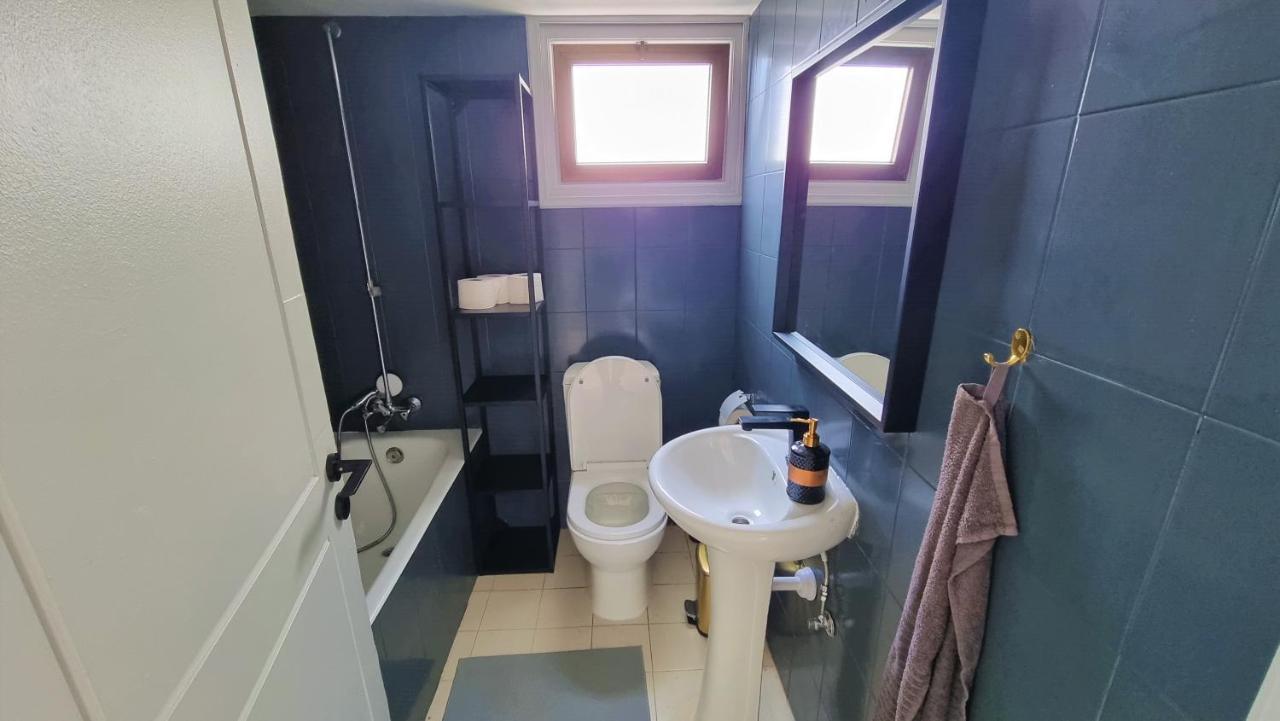 Cozy Beach Apt / 100 Mbit+ Netflix / Near Airport ลาร์นาคา ภายนอก รูปภาพ